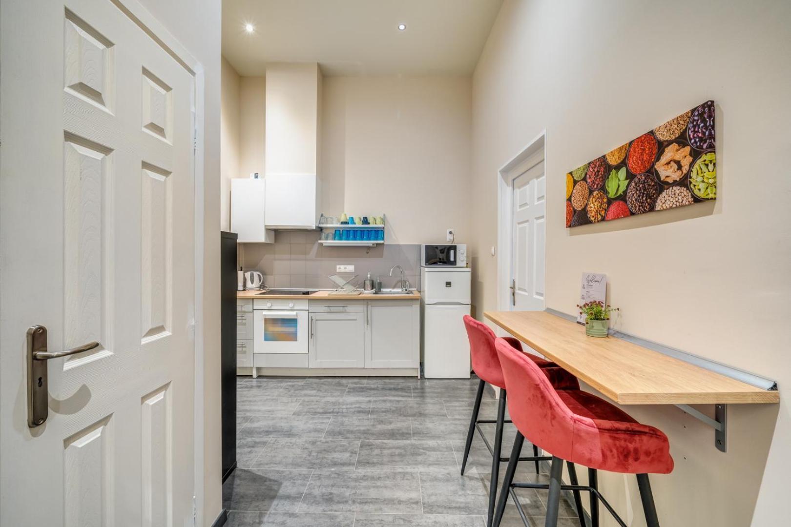 Downtown Delight - Erzsebet Blvd - 13 Ppl Apartment Будапеща Екстериор снимка